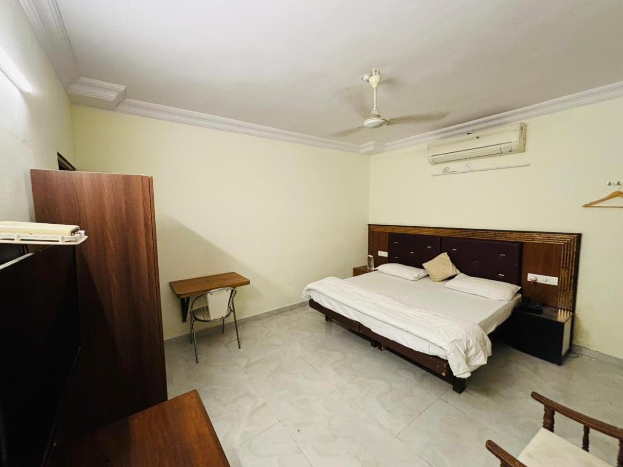 Royal Palms Luxury Service Apartment Nágpur Szoba fotó
