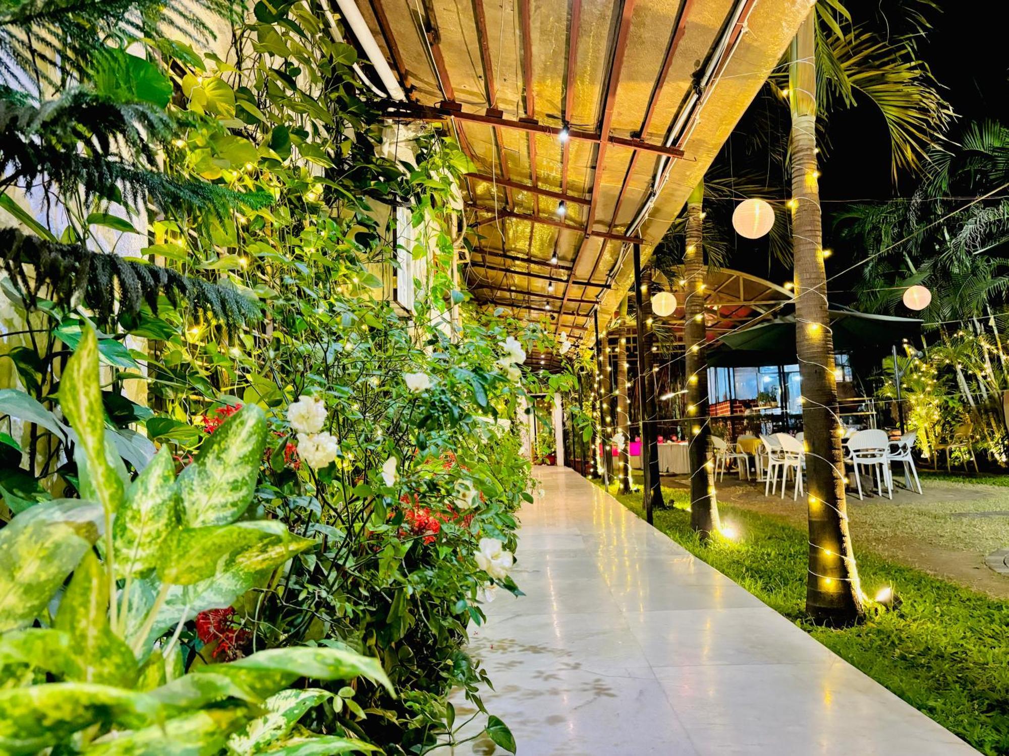 Royal Palms Luxury Service Apartment Nágpur Kültér fotó