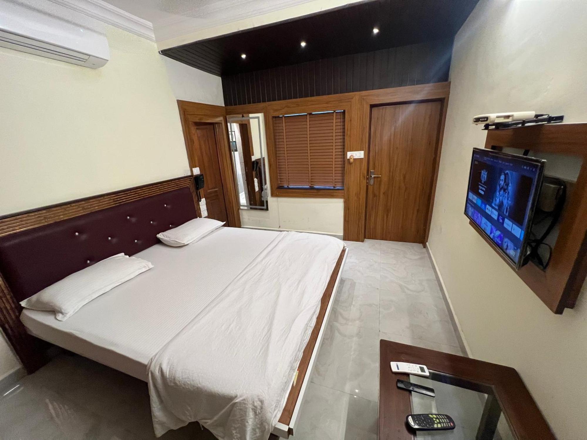 Royal Palms Luxury Service Apartment Nágpur Kültér fotó