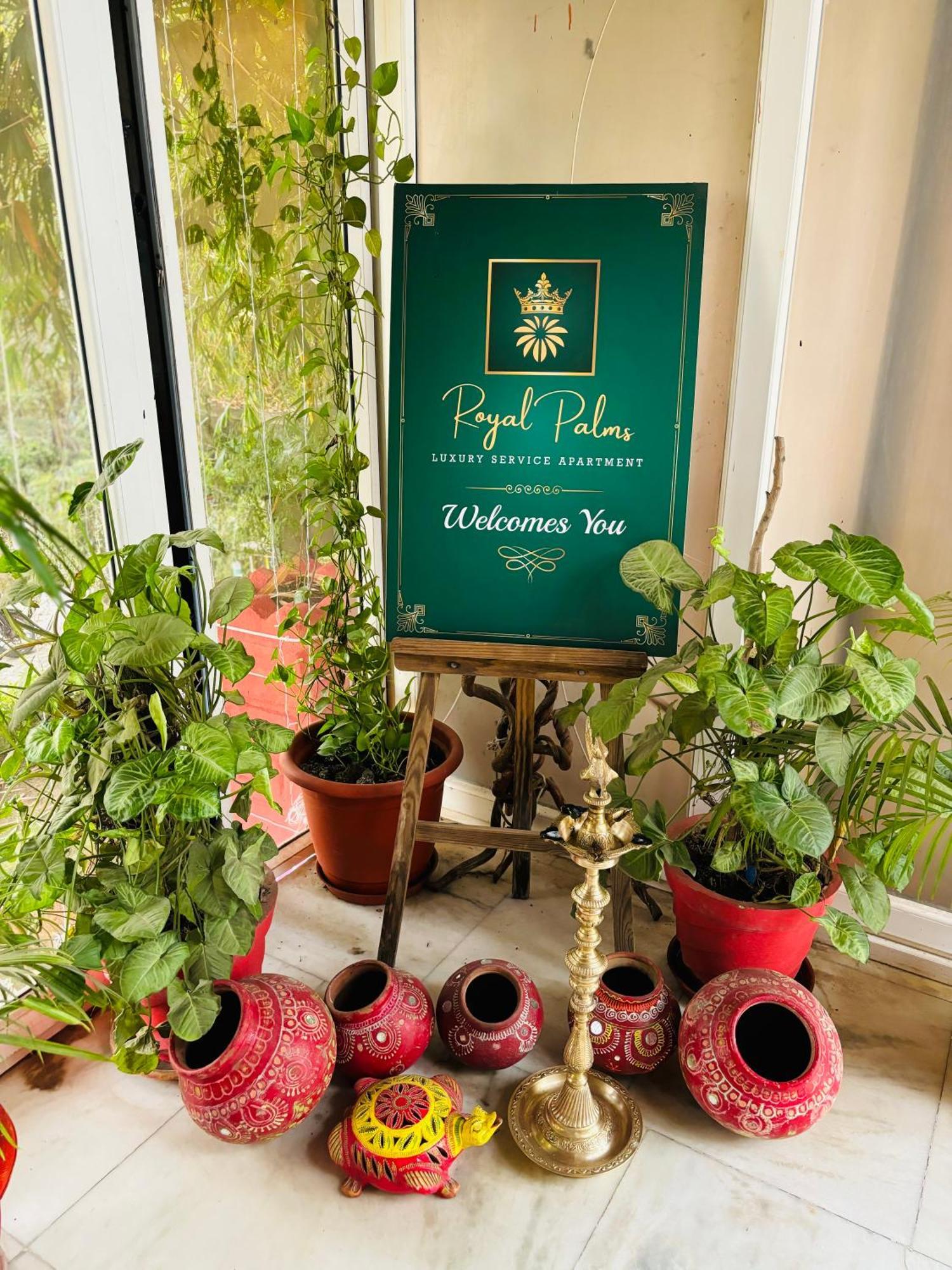 Royal Palms Luxury Service Apartment Nágpur Kültér fotó